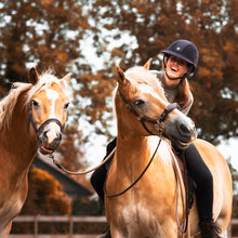 Load image into Gallery viewer, Miranti hackamore bridle